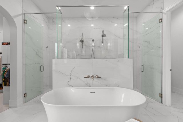 W5896 AUTUMN HILLS PARKWAY, Appleton, WI 54913