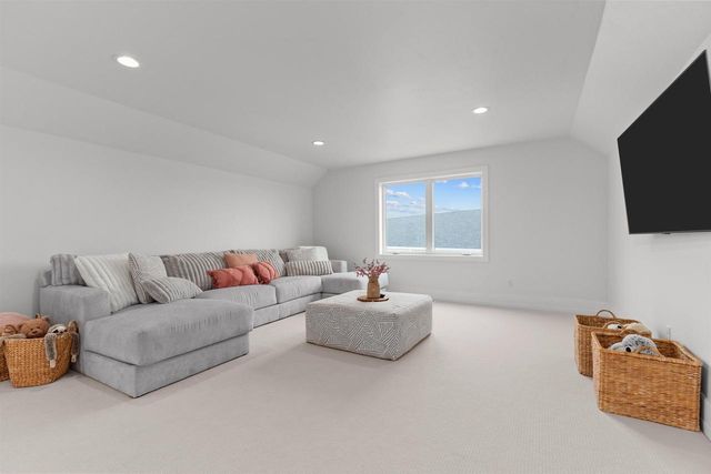 W5896 AUTUMN HILLS PARKWAY, Appleton, WI 54913