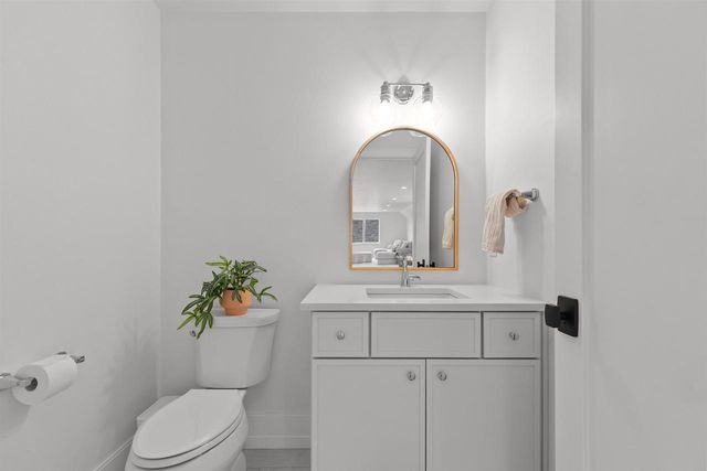 W5896 AUTUMN HILLS PARKWAY, Appleton, WI 54913