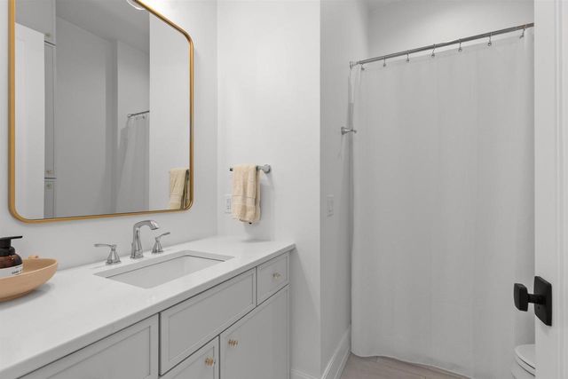 W5896 AUTUMN HILLS PARKWAY, Appleton, WI 54913