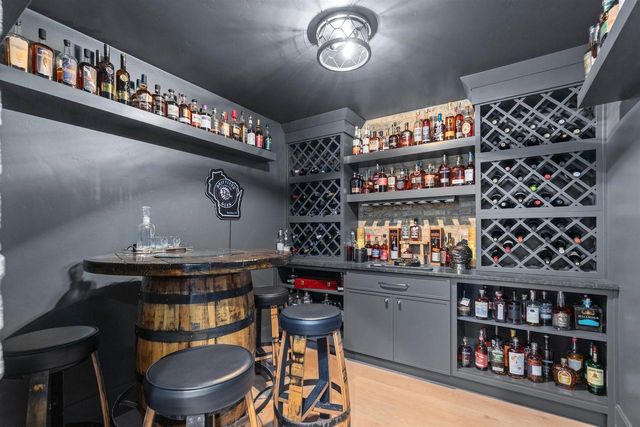 W5896 AUTUMN HILLS PARKWAY, Appleton, WI 54913