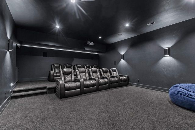 W5896 AUTUMN HILLS PARKWAY, Appleton, WI 54913