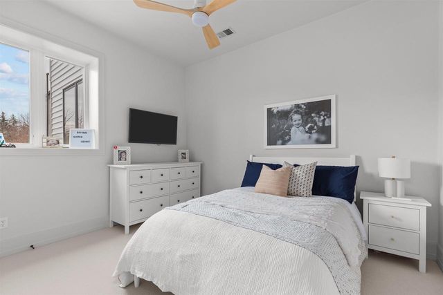 W5896 AUTUMN HILLS PARKWAY, Appleton, WI 54913