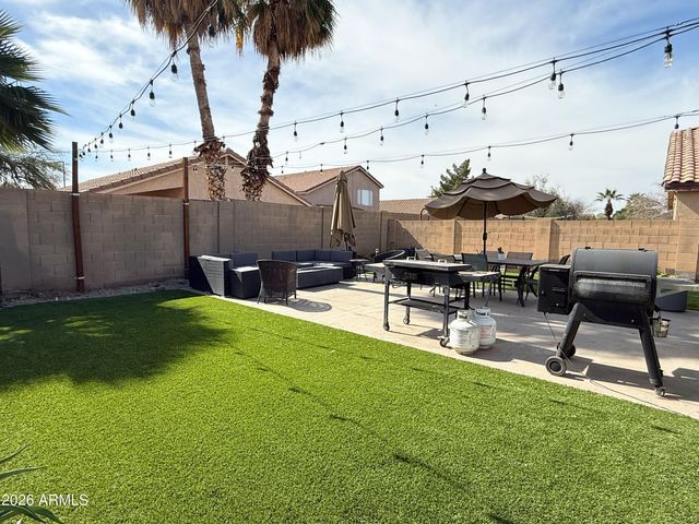 3033 E Santa Rosa Drive, Gilbert, AZ 85234