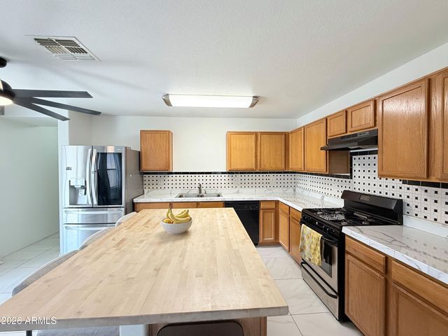 3033 E Santa Rosa Drive, Gilbert, AZ 85234