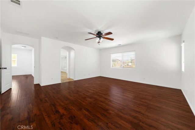 3993 Barbury Palms Way, Perris, CA 92571