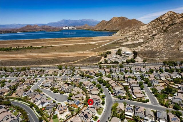 3993 Barbury Palms Way, Perris, CA 92571