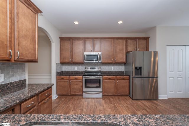 521 Turning Leaf Lane, Greer, SC 29651