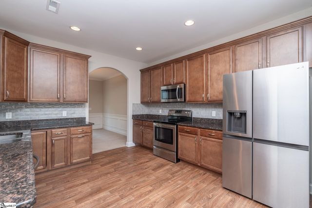 521 Turning Leaf Lane, Greer, SC 29651