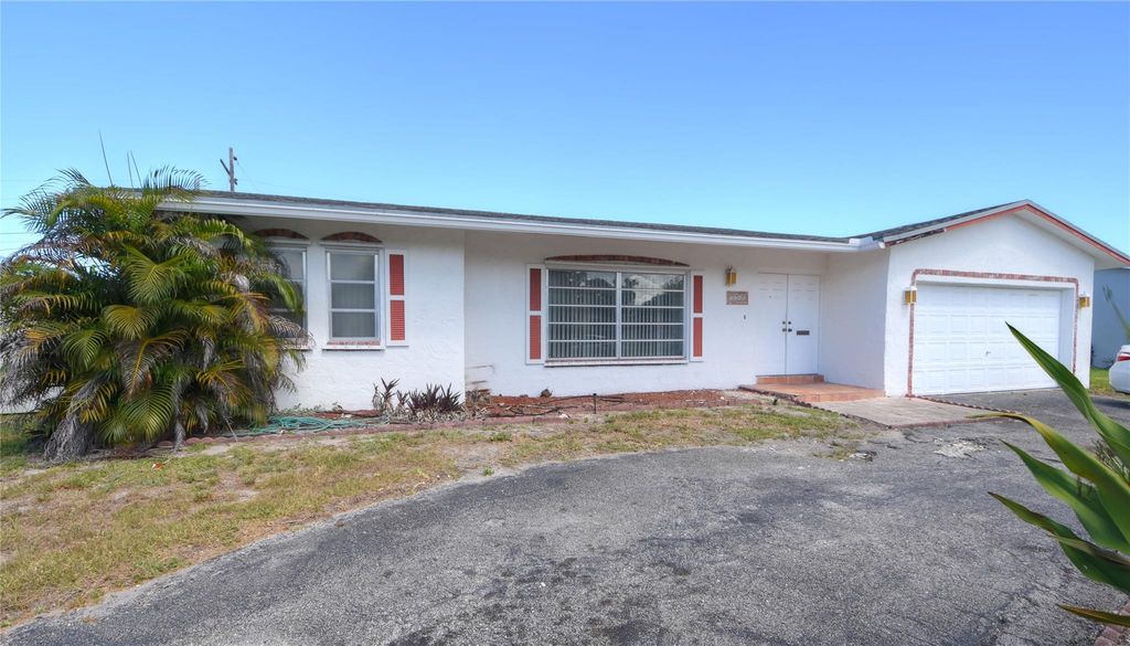 1240 S Cypress Rd, Pompano Beach, FL 33060