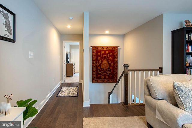 190 SUSSEX DR, State College, PA 16801