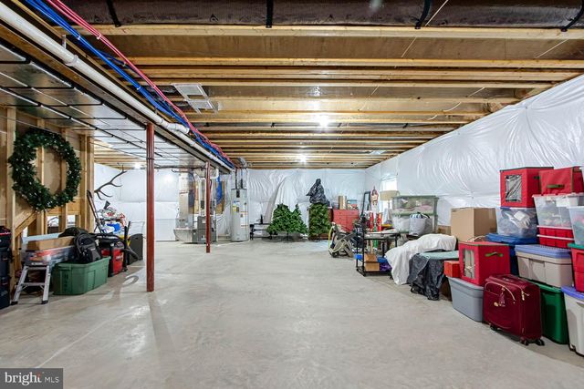 190 SUSSEX DR, State College, PA 16801