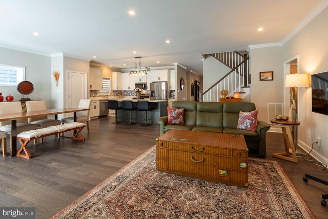 190 SUSSEX DR, State College, PA 16801