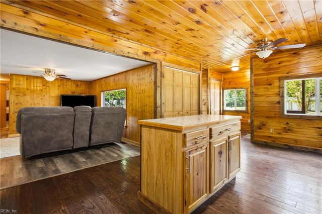 8368 Whispering Pines TRL, Windsor, VA 23487
