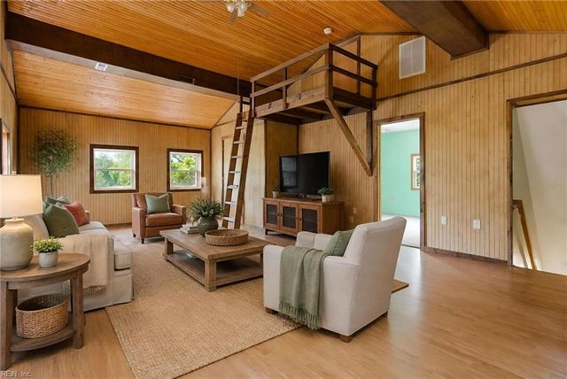 8368 Whispering Pines TRL, Windsor, VA 23487