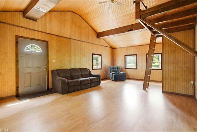8368 Whispering Pines TRL, Windsor, VA 23487