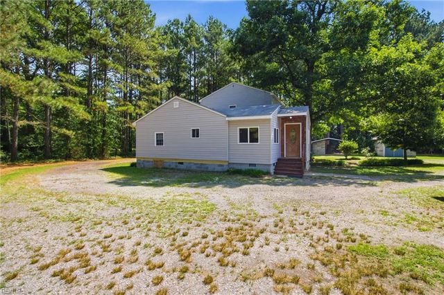 8368 Whispering Pines TRL, Windsor, VA 23487