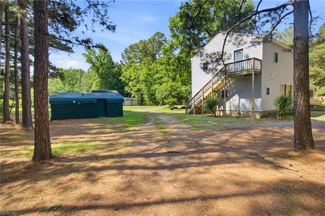 8368 Whispering Pines TRL, Windsor, VA 23487