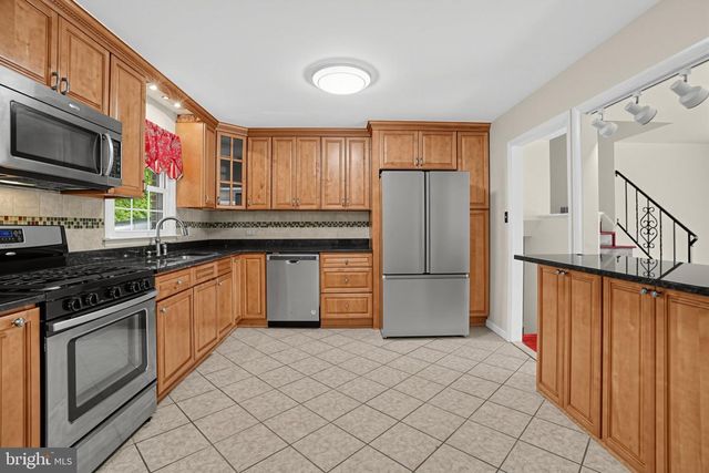 1901 LONGCOME DR, Wilmington, DE 19810