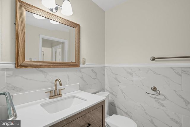 1901 LONGCOME DR, Wilmington, DE 19810