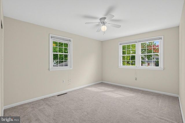 1901 LONGCOME DR, Wilmington, DE 19810