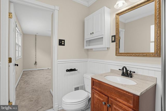 1901 LONGCOME DR, Wilmington, DE 19810