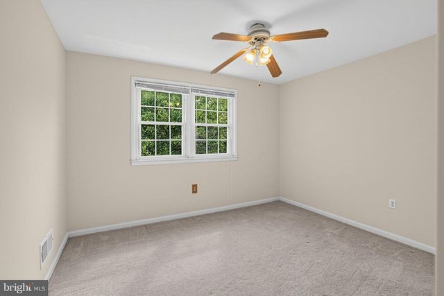 1901 LONGCOME DR, Wilmington, DE 19810