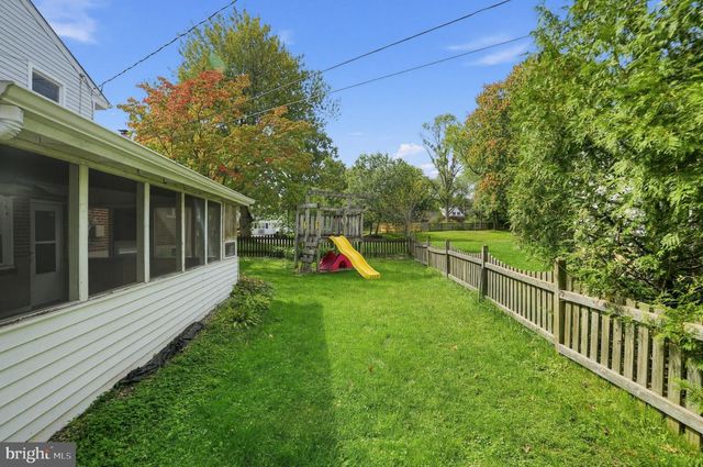 1901 LONGCOME DR, Wilmington, DE 19810