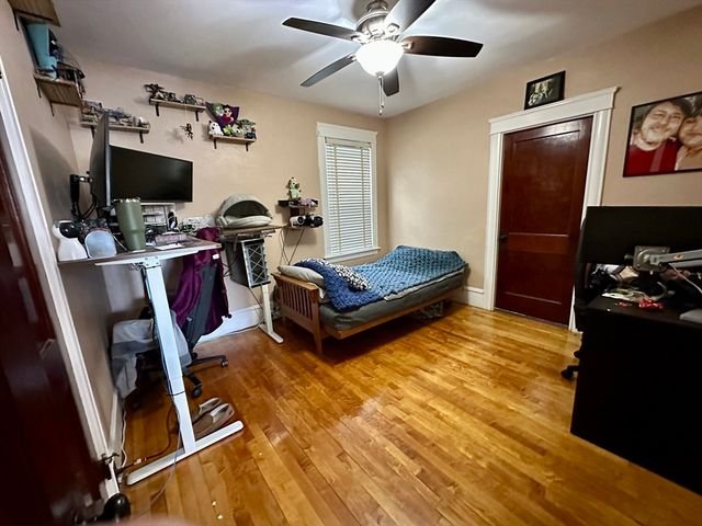 150 Crawford St, Fall River, MA 02724