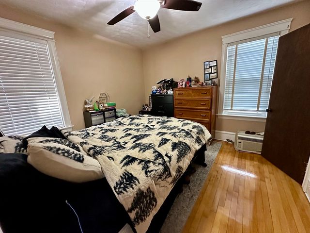 150 Crawford St, Fall River, MA 02724