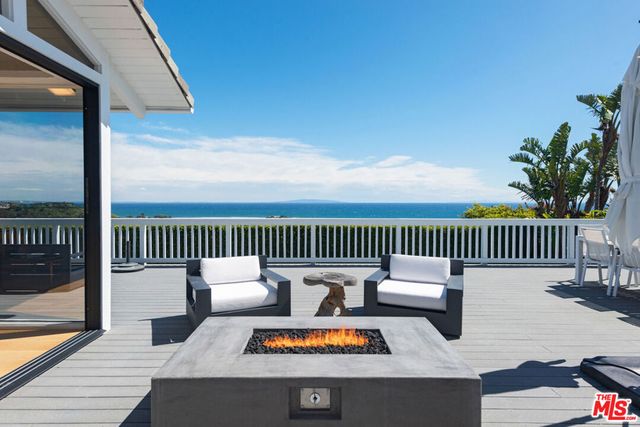 23901 Malibu Knolls Road, Malibu, CA 90265