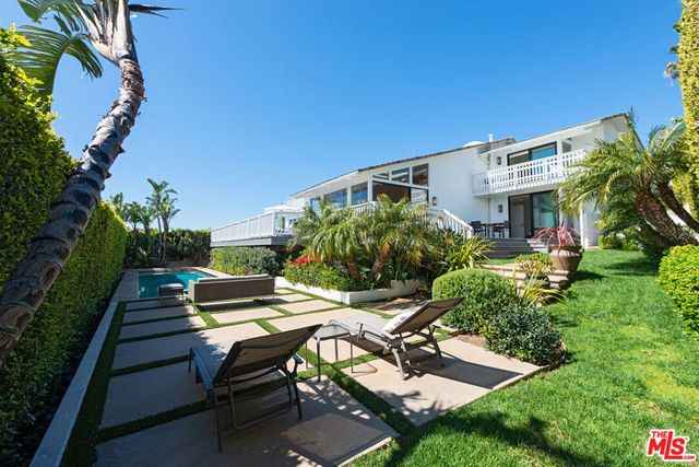 23901 Malibu Knolls Road, Malibu, CA 90265