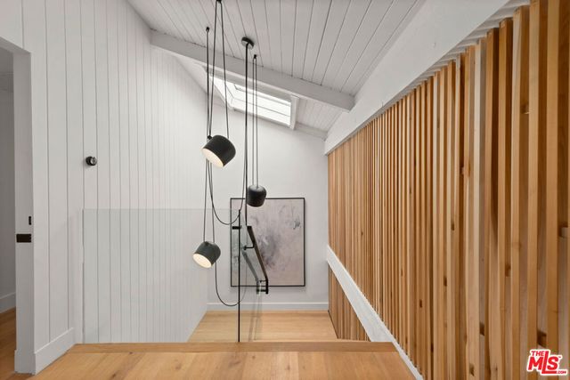 23901 Malibu Knolls Road, Malibu, CA 90265