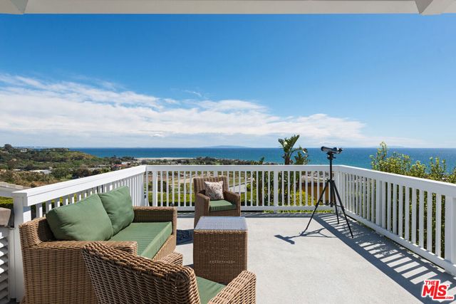 23901 Malibu Knolls Road, Malibu, CA 90265