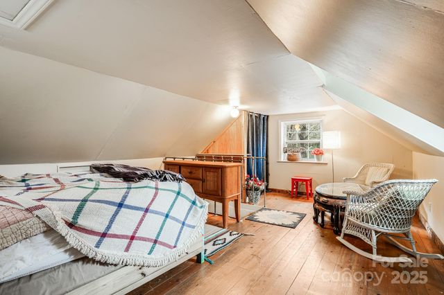 55 Heavenly Lane, Fairview, NC 28730