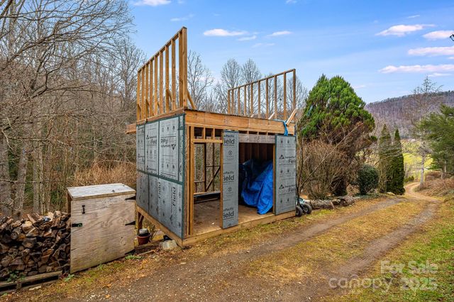 55 Heavenly Lane, Fairview, NC 28730