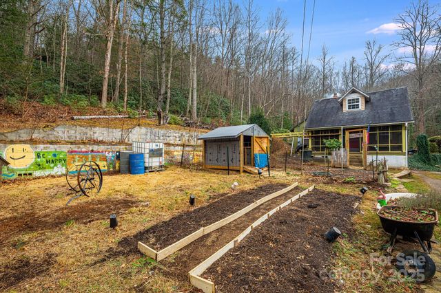 55 Heavenly Lane, Fairview, NC 28730