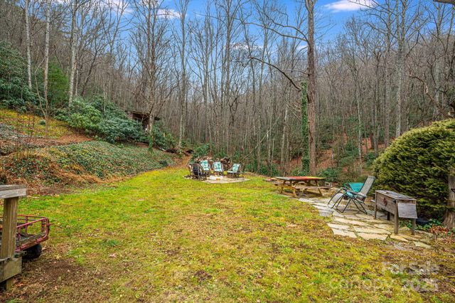 55 Heavenly Lane, Fairview, NC 28730