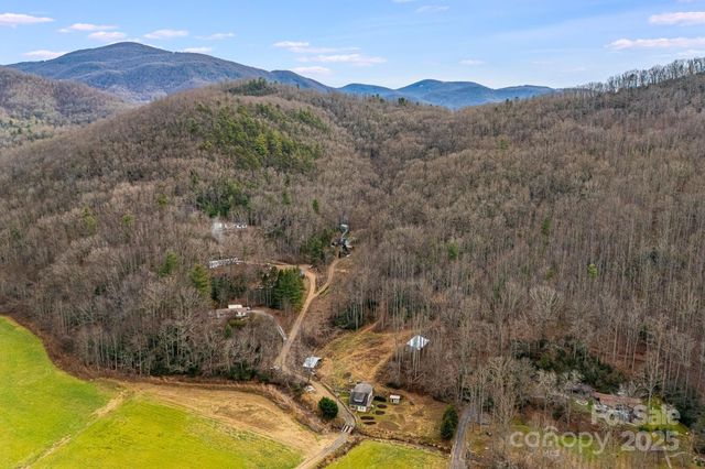 55 Heavenly Lane, Fairview, NC 28730