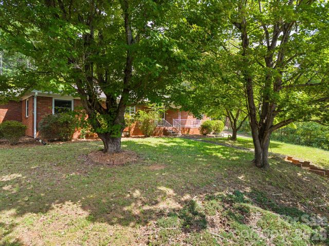 1452 Sweeten Creek Road, Asheville, NC 28803