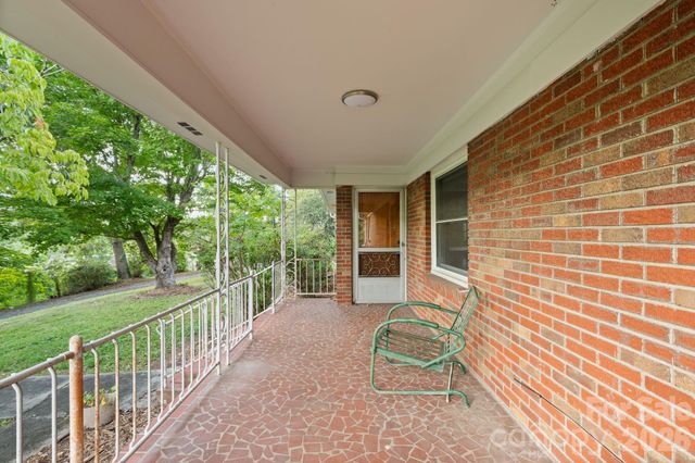 1452 Sweeten Creek Road, Asheville, NC 28803
