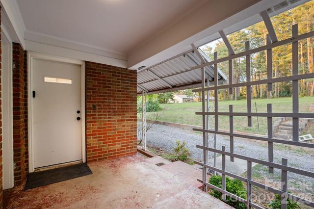 1452 Sweeten Creek Road, Asheville, NC 28803