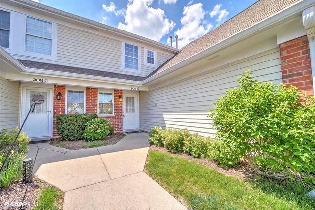 208 Westminster Court D, Schaumburg, IL 60193