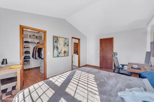 208 Westminster Court D, Schaumburg, IL 60193