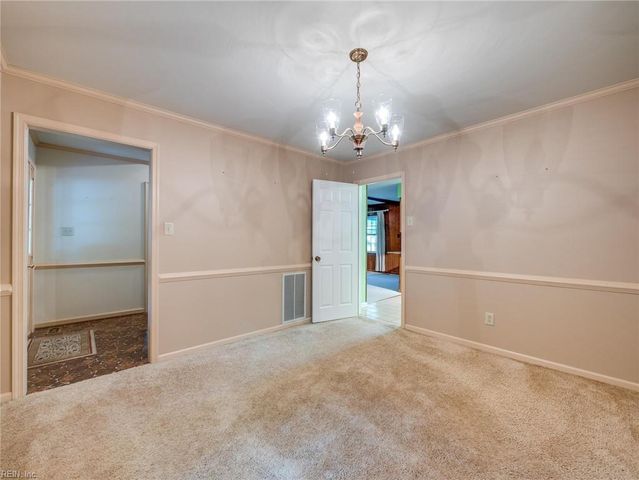 1 Oscars CT, Poquoson, VA 23662