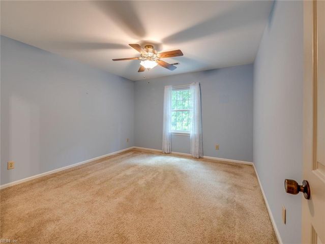 1 Oscars CT, Poquoson, VA 23662