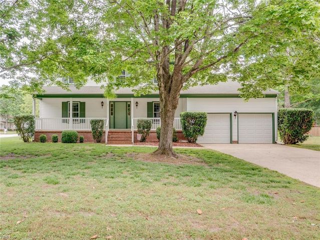 1 Oscars CT, Poquoson, VA 23662