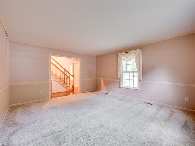 1 Oscars CT, Poquoson, VA 23662