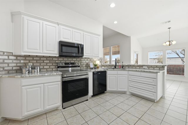 5836 Sugar Maple Drive, Fort Worth, TX 76244