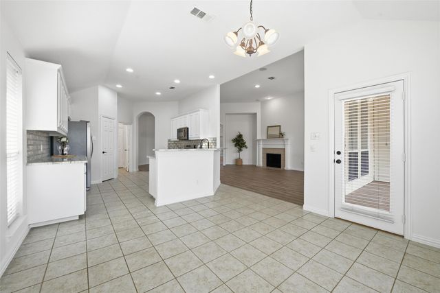 5836 Sugar Maple Drive, Fort Worth, TX 76244